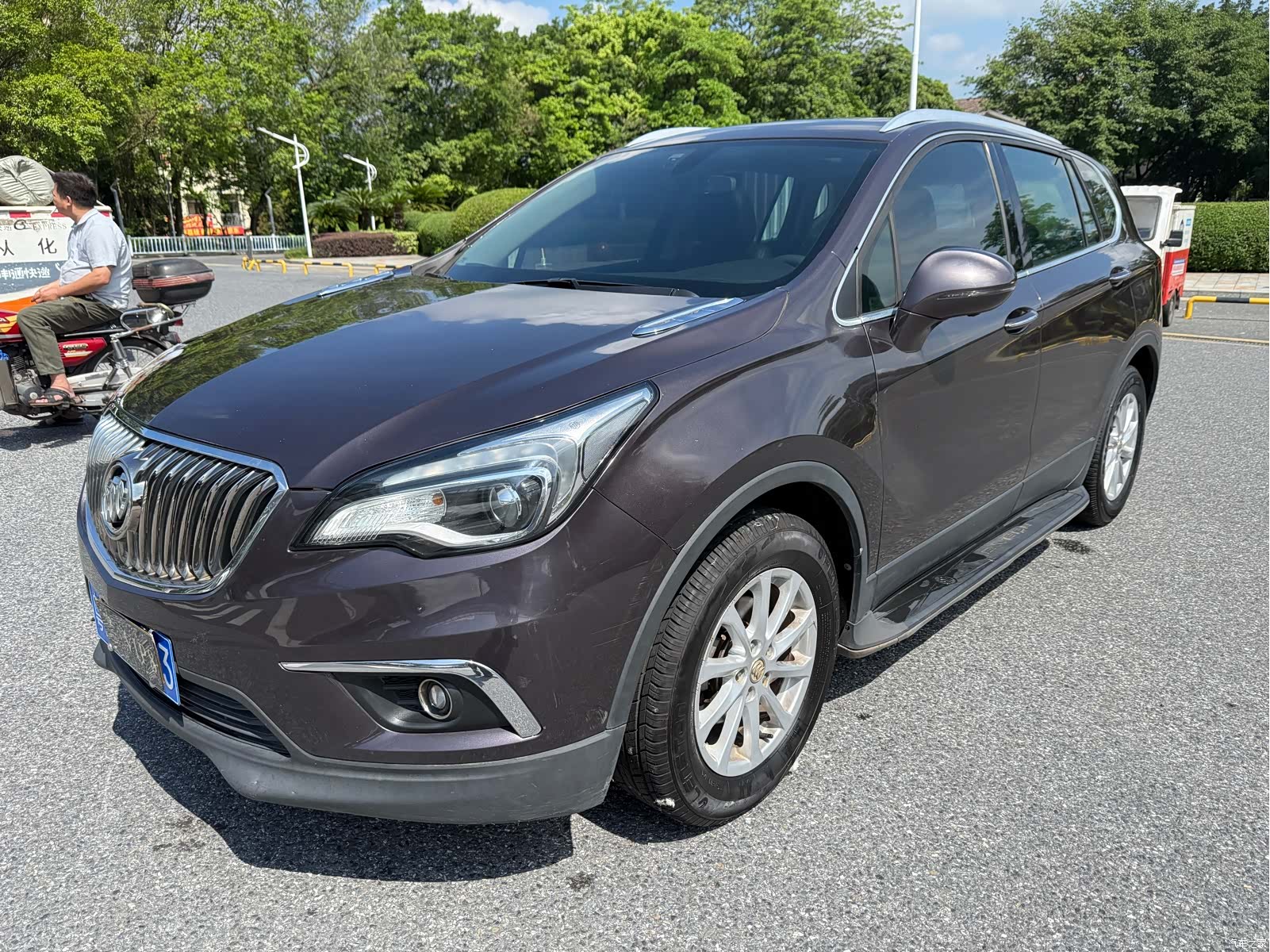 Buick Envision Plus, 2016 1