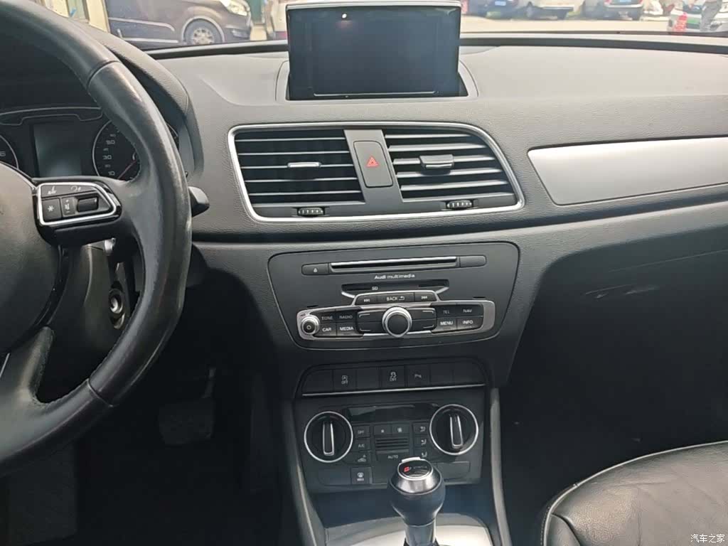 Audi Q3, 2016 13