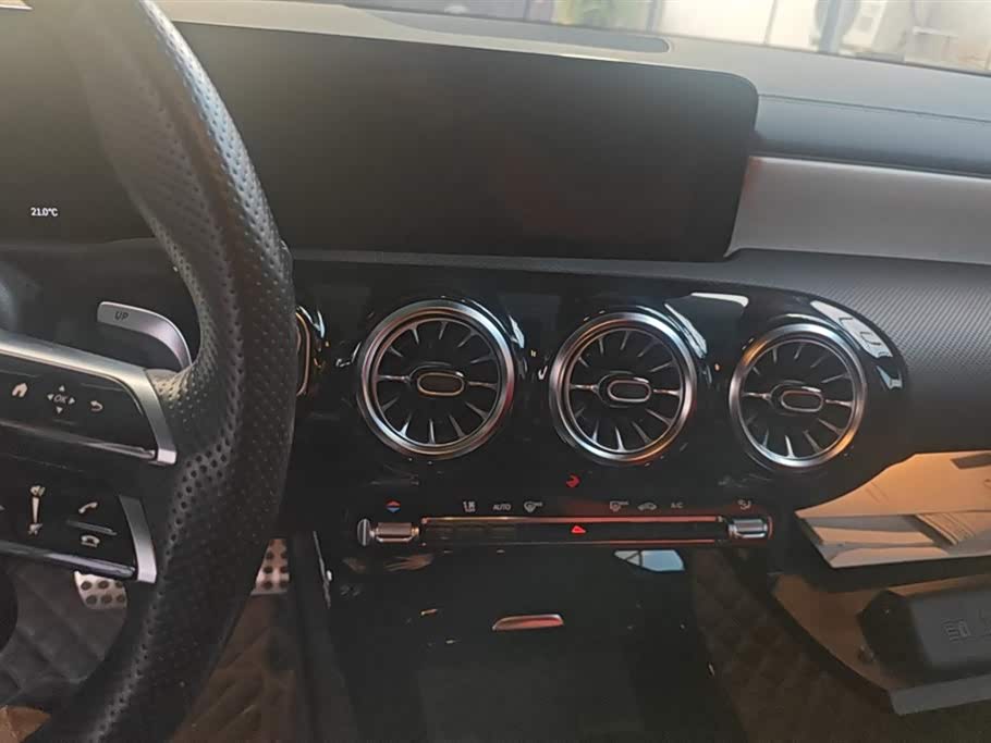 Mercedes-Benz CLA AMG