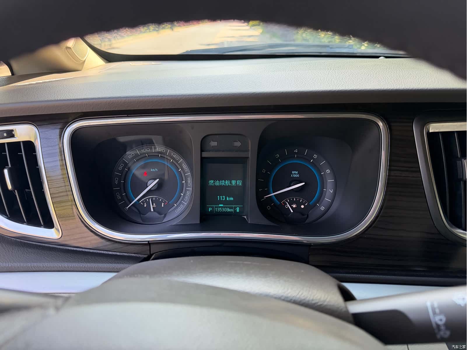 Buick GL8, 2013 21