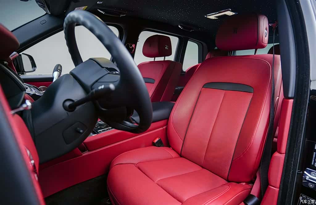 Rolls-Royce Cullinan, 2023 11