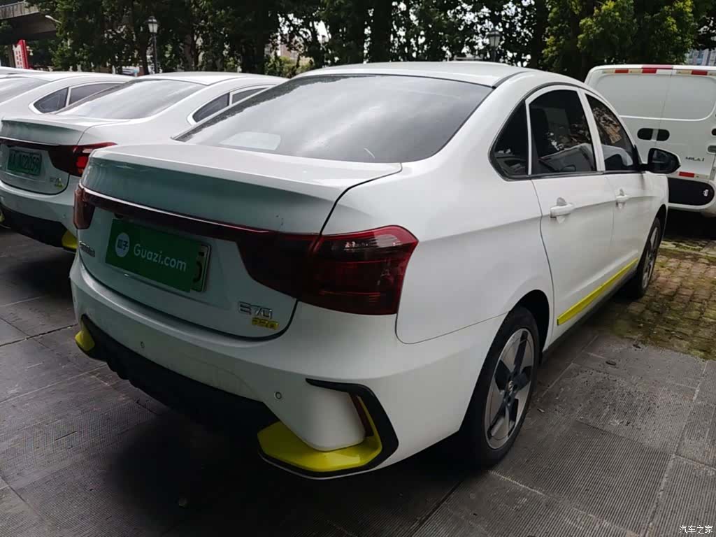 DongFeng E70, 2023 7