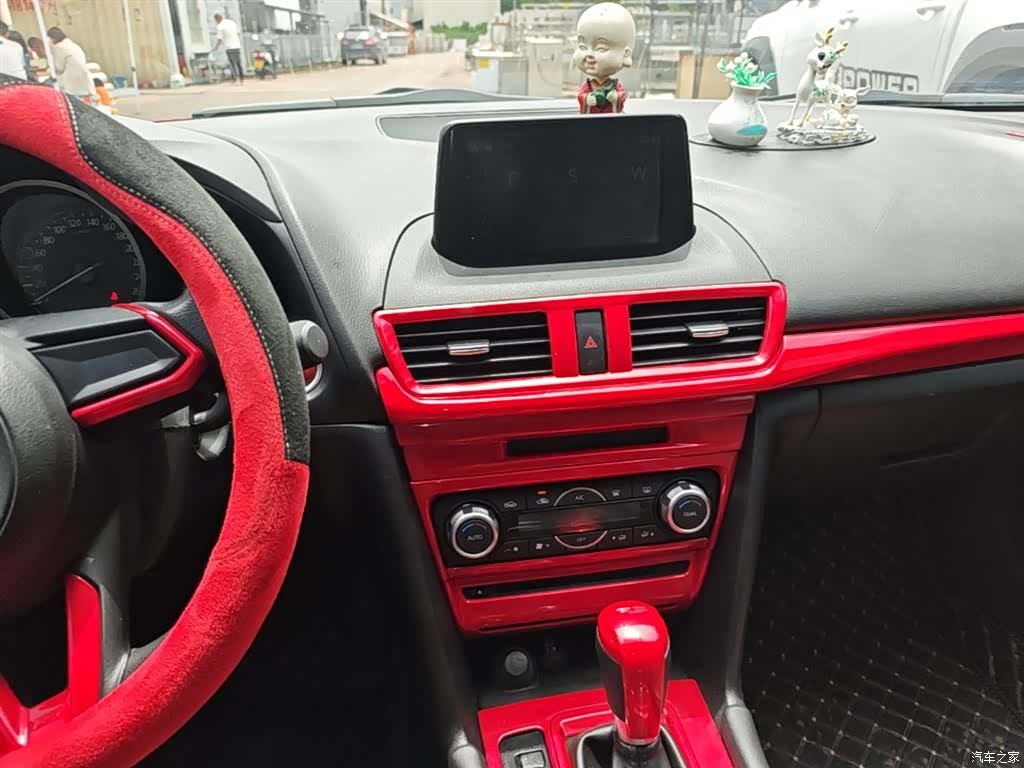 Mazda Mazda3, 2019 13