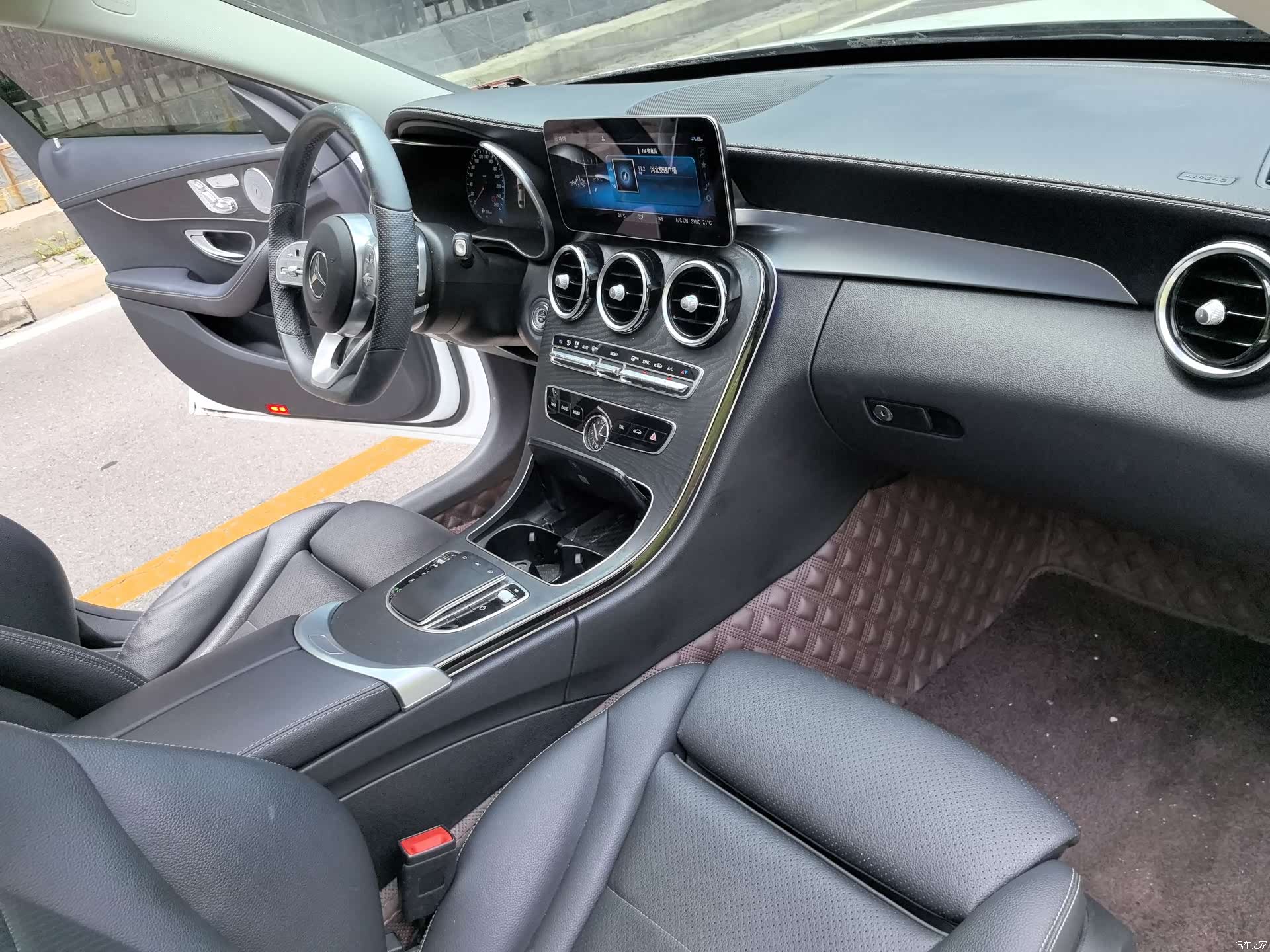 Mercedes-Benz C-Class, 2021 12