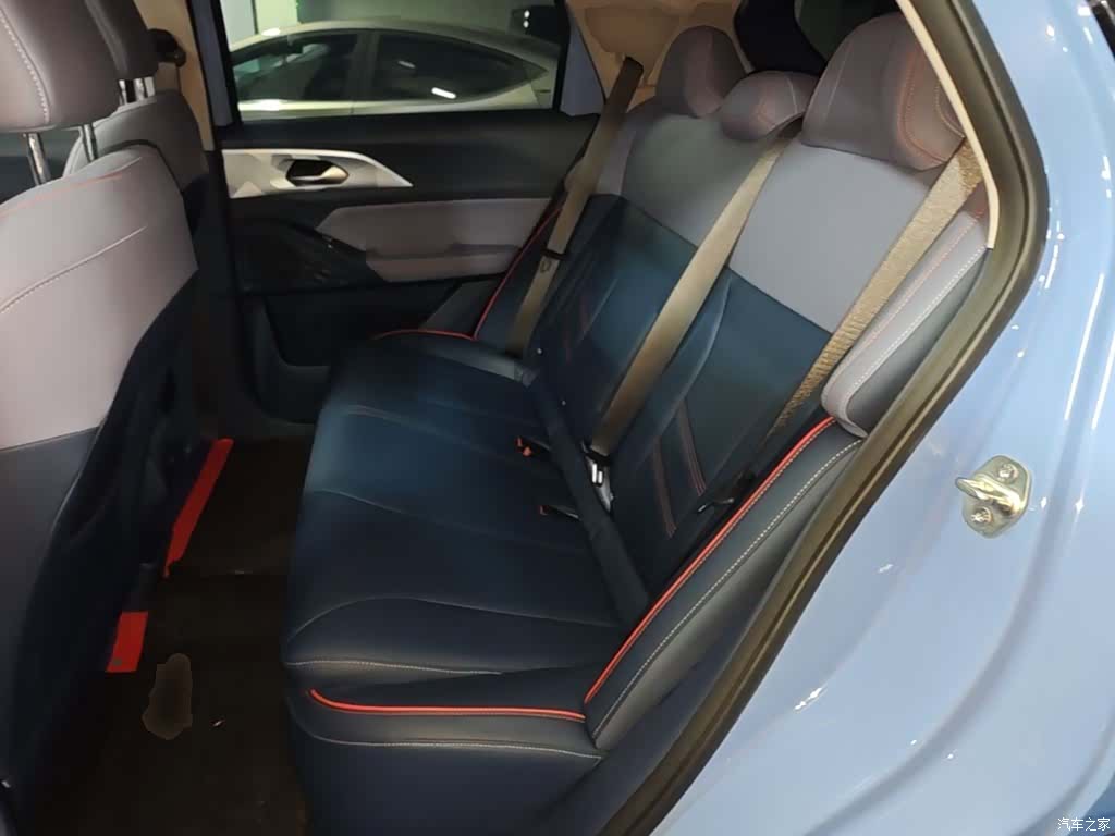 Geely E, 2023 17
