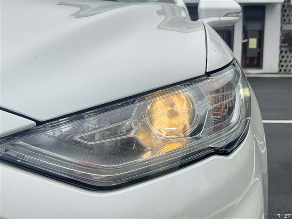 Ford Mondeo, 2022 25