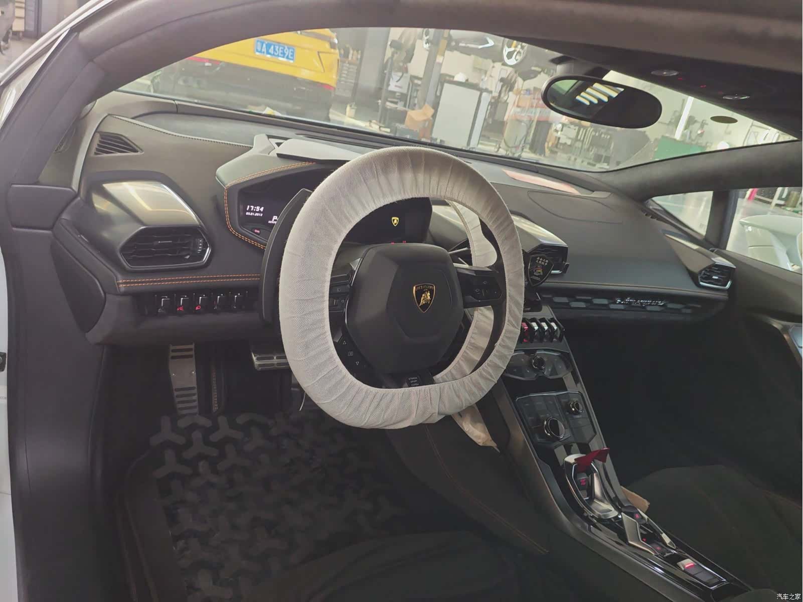Lamborghini Huracán, 2014 13