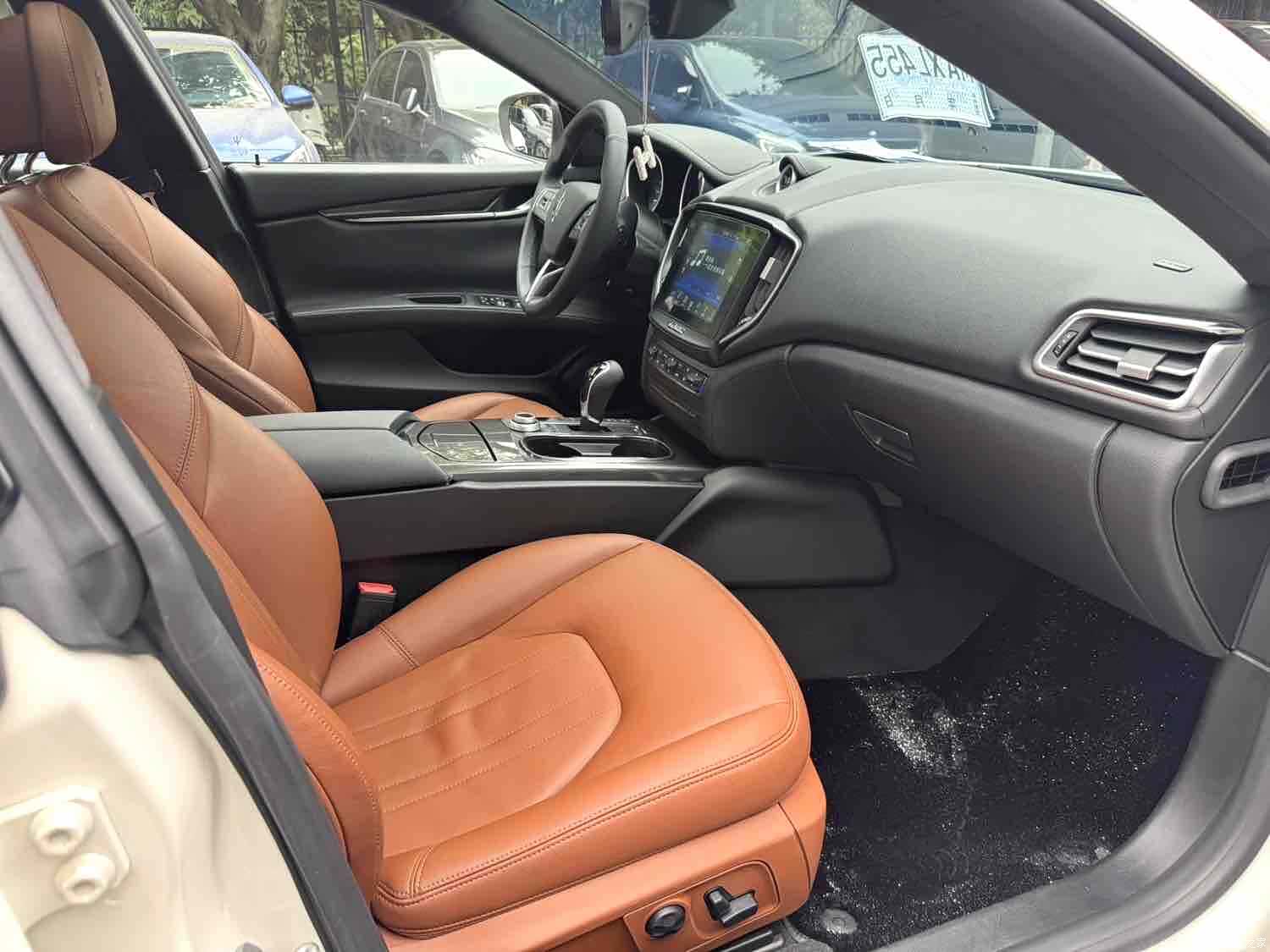 Maserati Ghibli, 2016 7