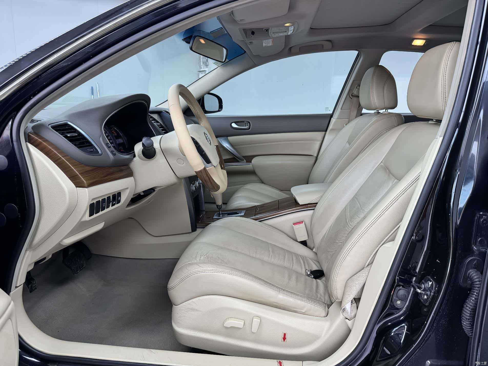 Nissan Teana, 2013 18