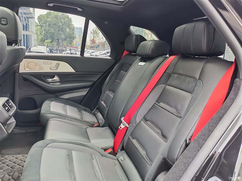 Mercedes-Benz GLE, 2023 13