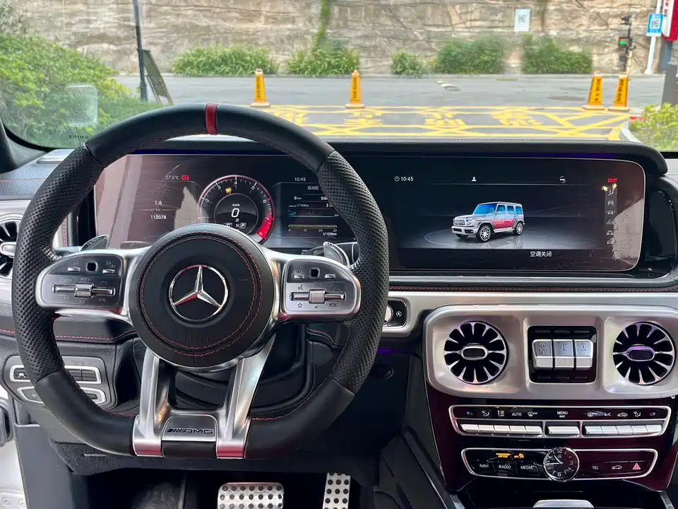 Mercedes-Benz G-class