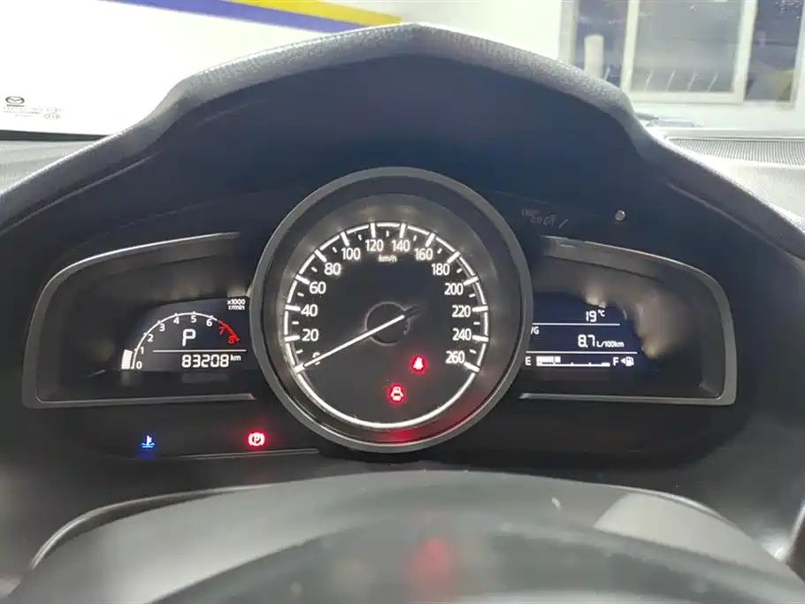 Mazda 3 Angkesaila