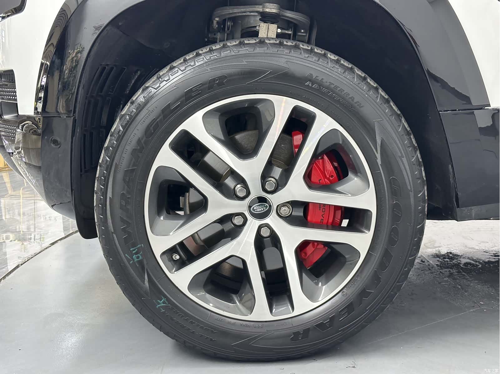 Land Rover Defender, 2021 26