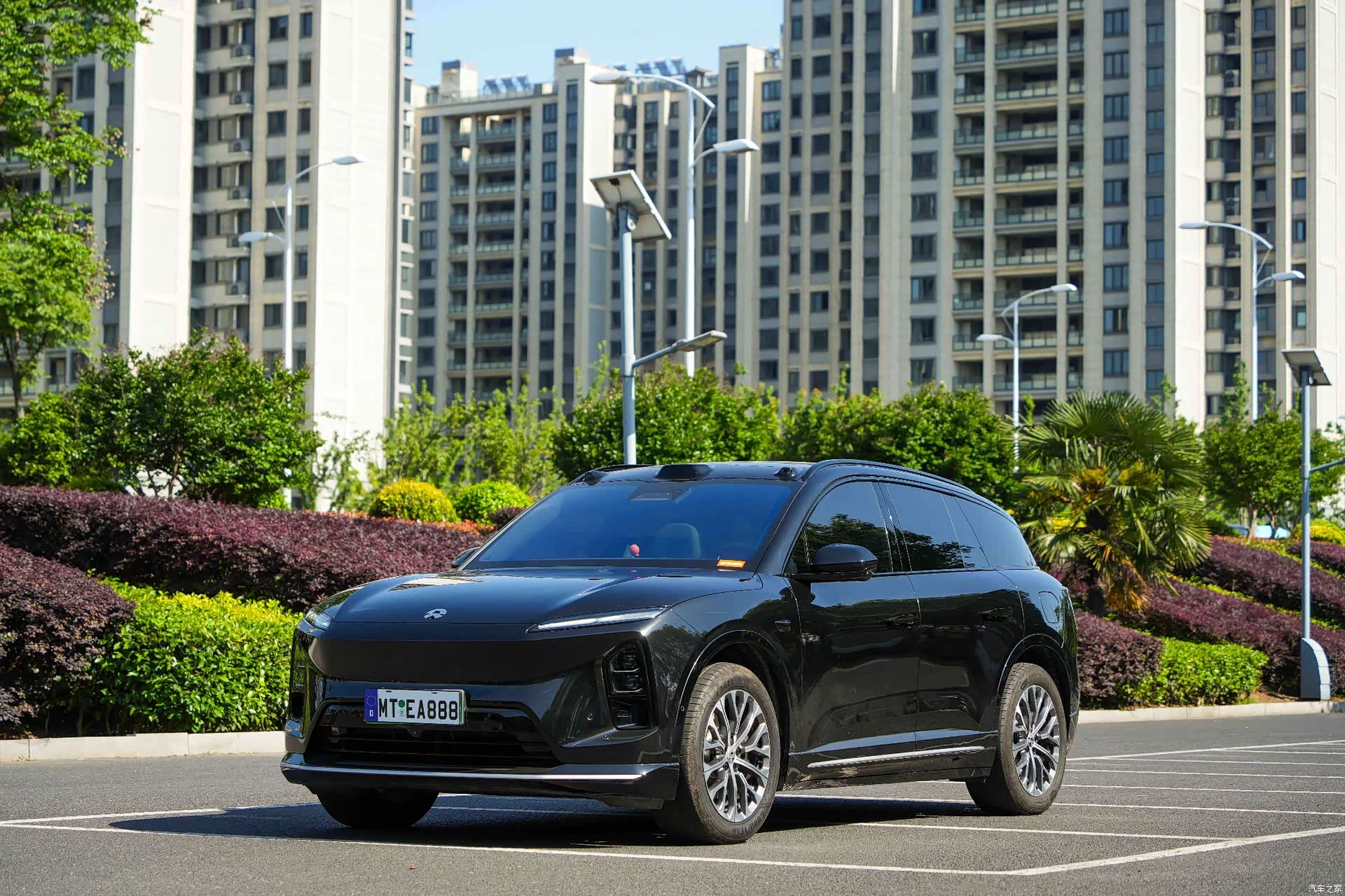 NIO ES6, 2025 1