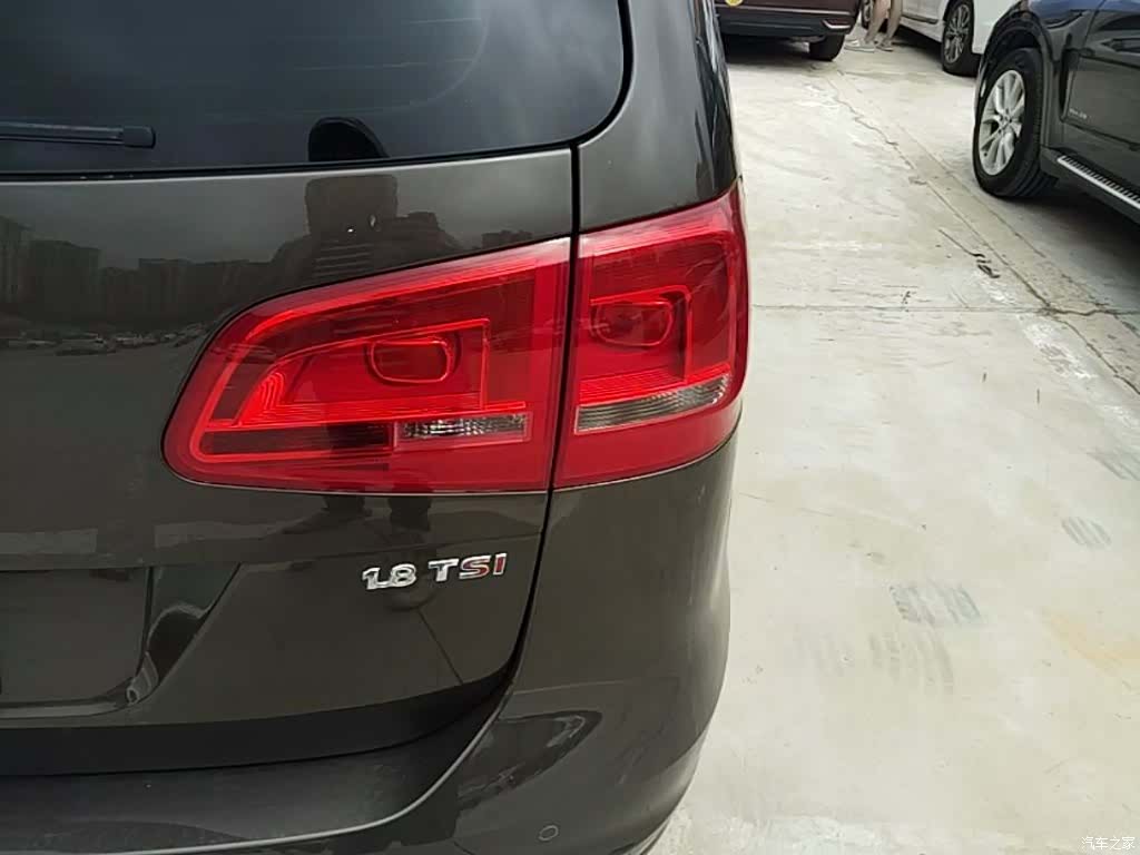 Volkswagen Xia, 2016 8