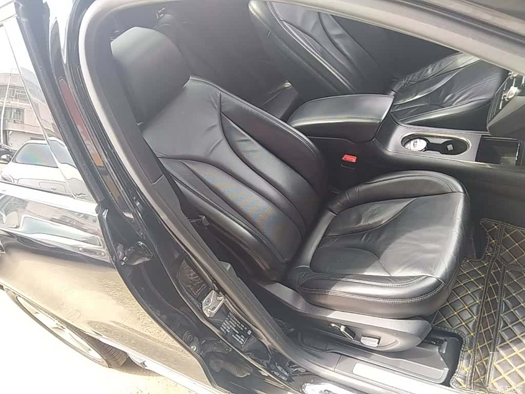 Lincoln MKC, 2018 20
