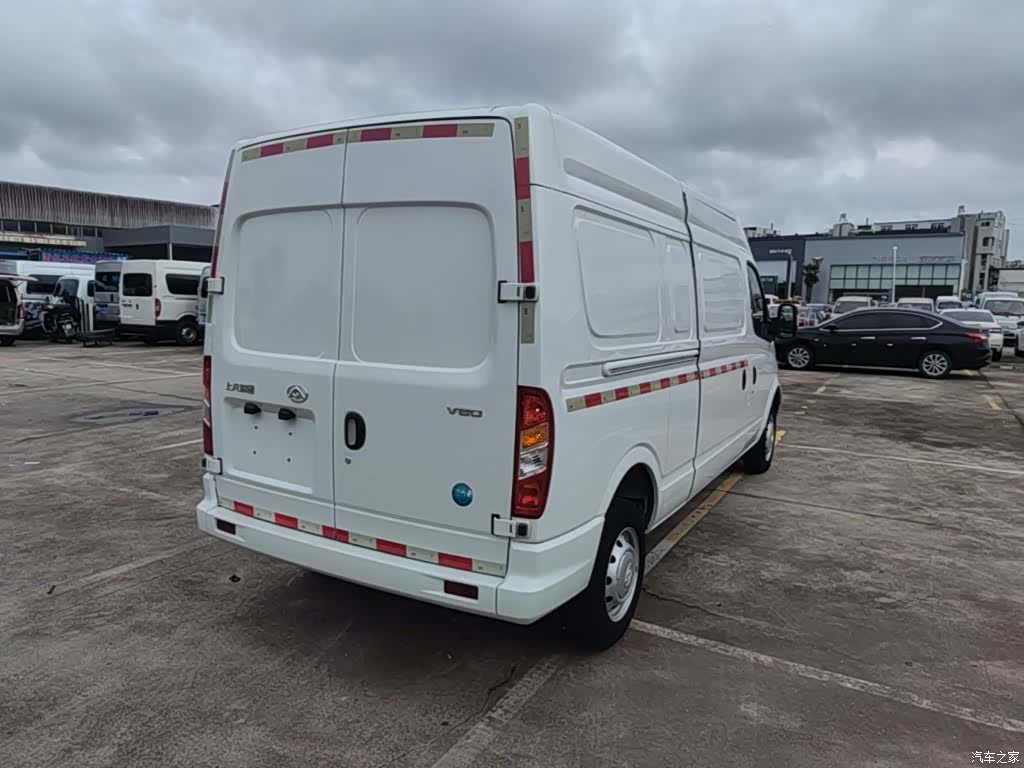 Maxus V80, 2023 все фото