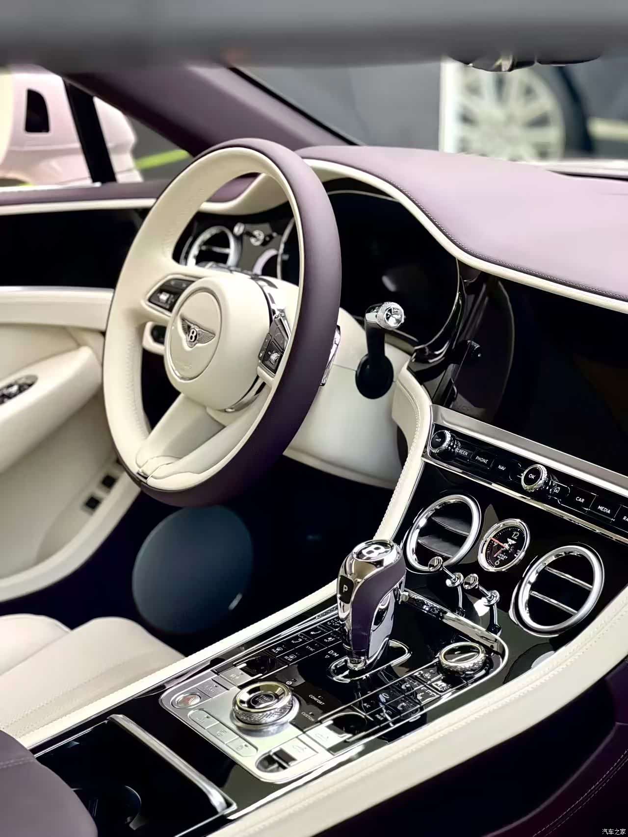Bentley Continental GT, 2026 3