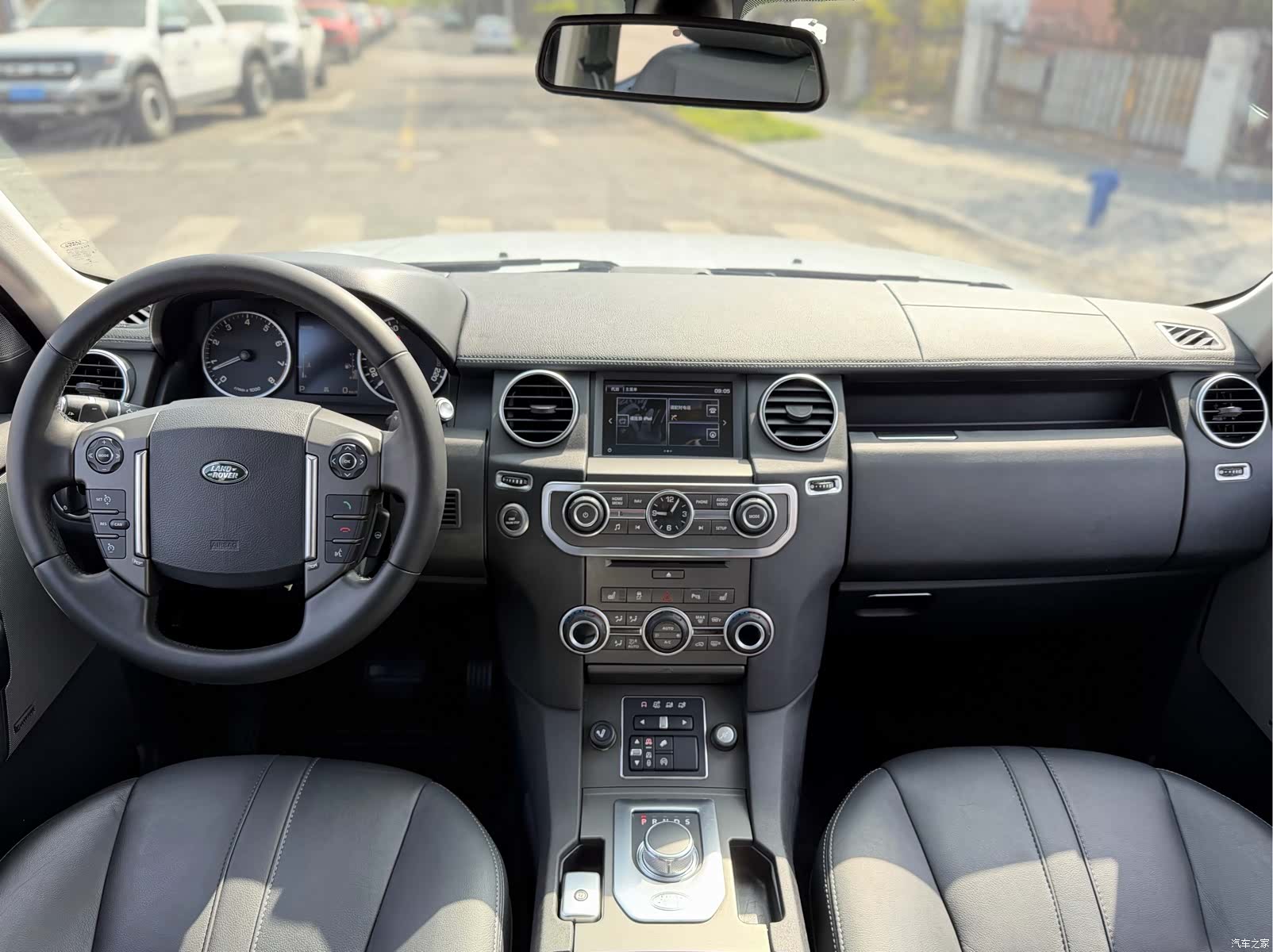 Land Rover Discovery, 2016 все фото