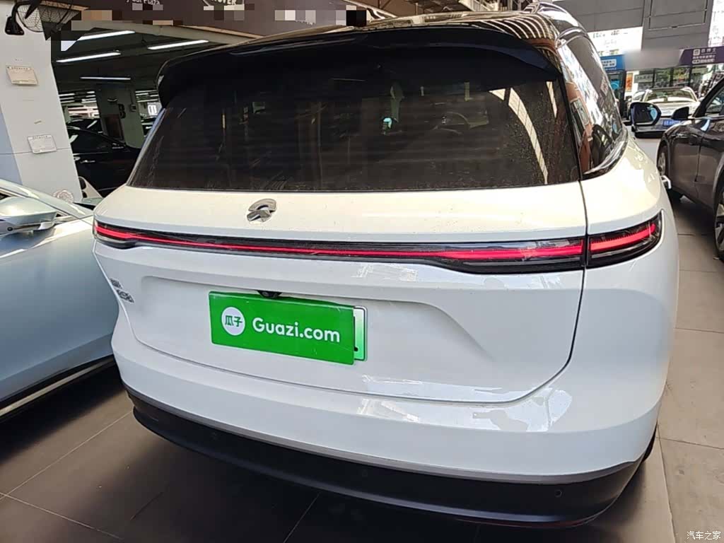 NIO ES8, 2023 6