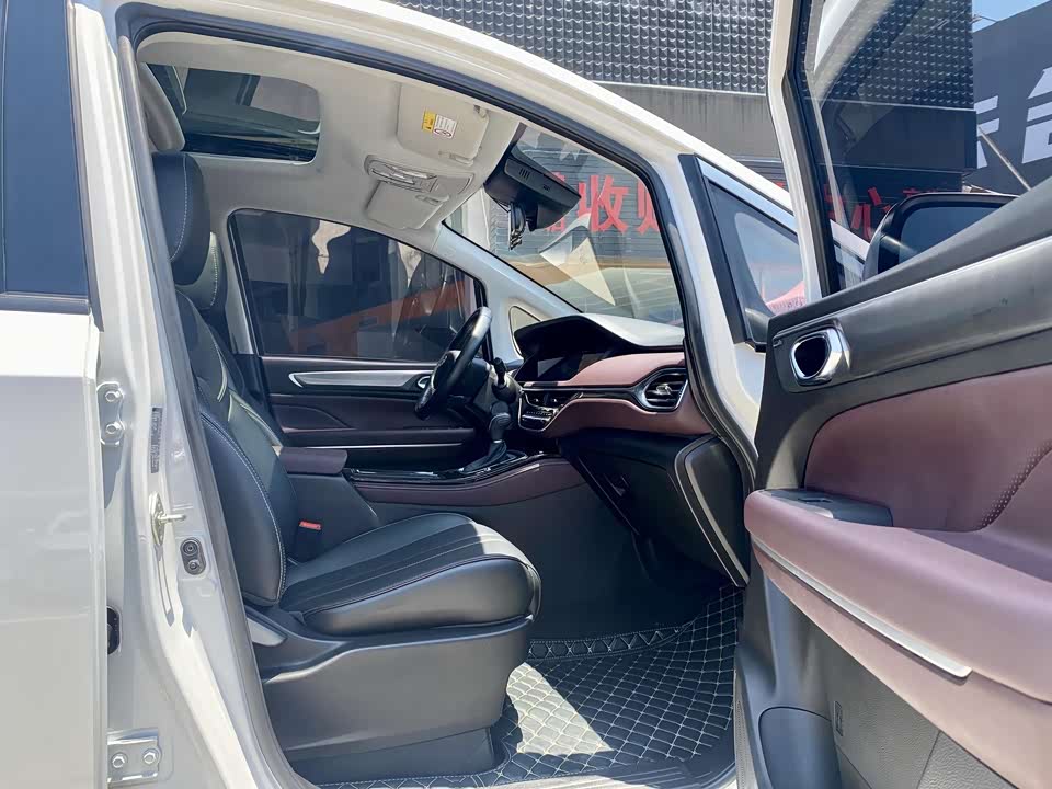 Trumpchi Trumpchi M6