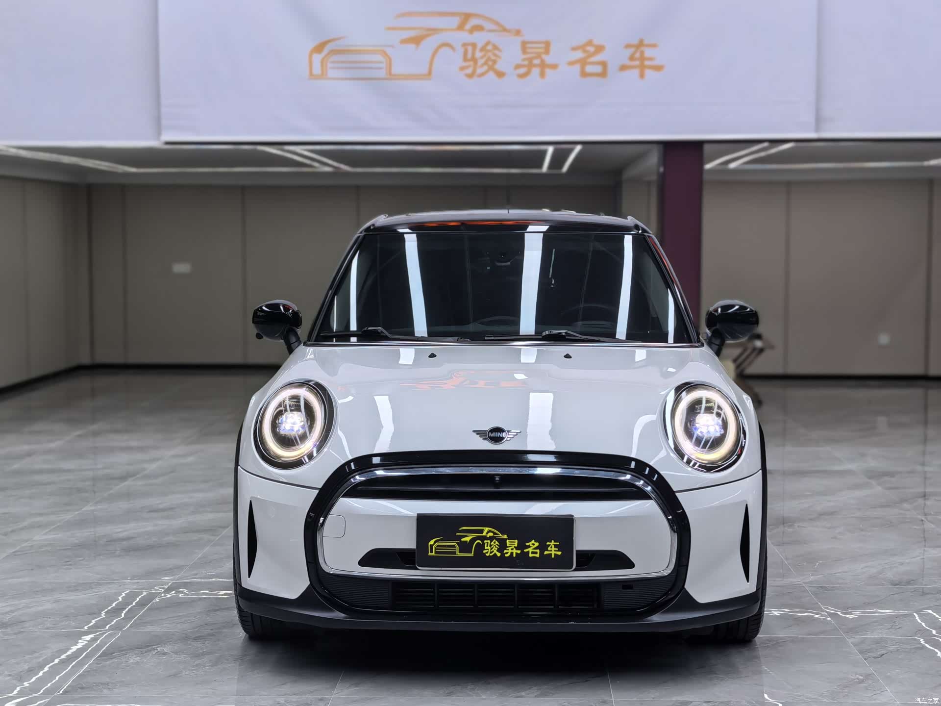Mini Cooper, 2023 2