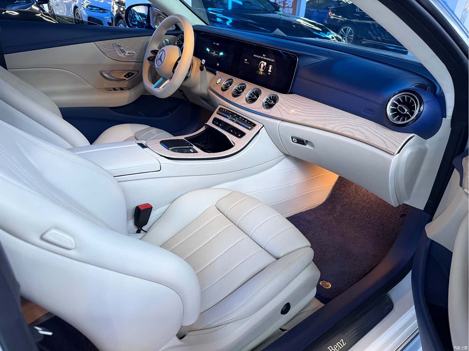 Mercedes-Benz E-Class, 2022 7