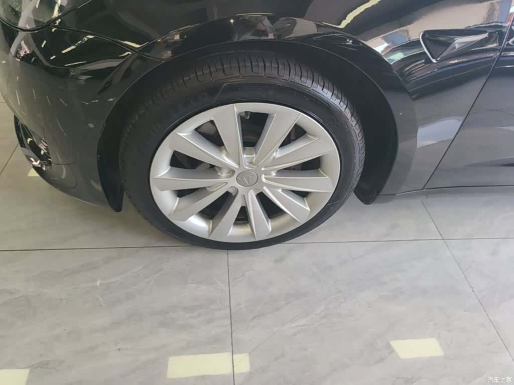 Tesla Model 3, 2021 23