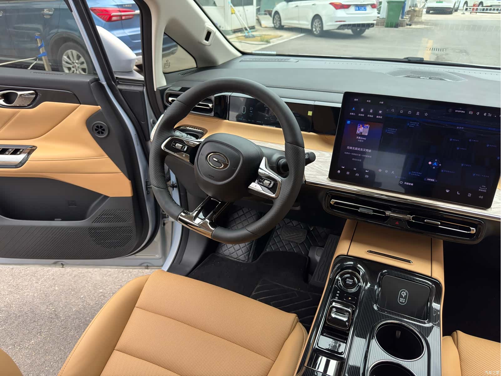 Trumpchi E8, 2024 14