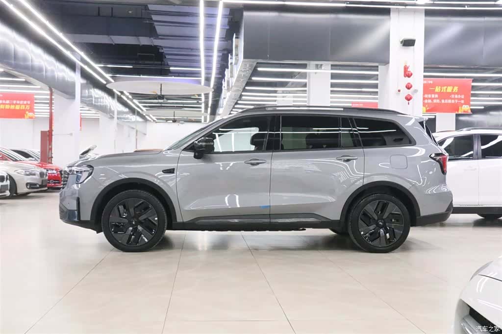Ford Equator, 2025 3