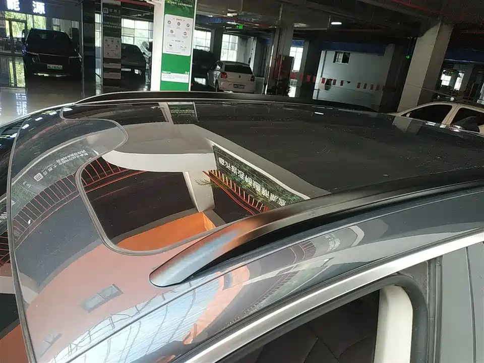 Leapmotor C11