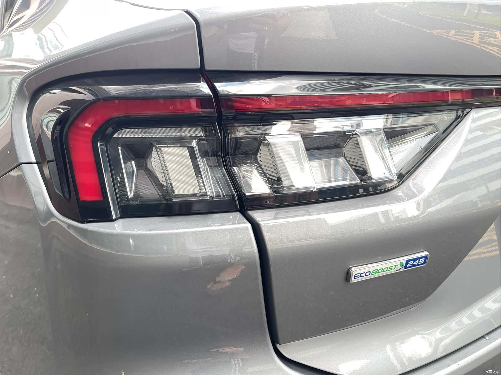 Ford Mondeo, 2023 18