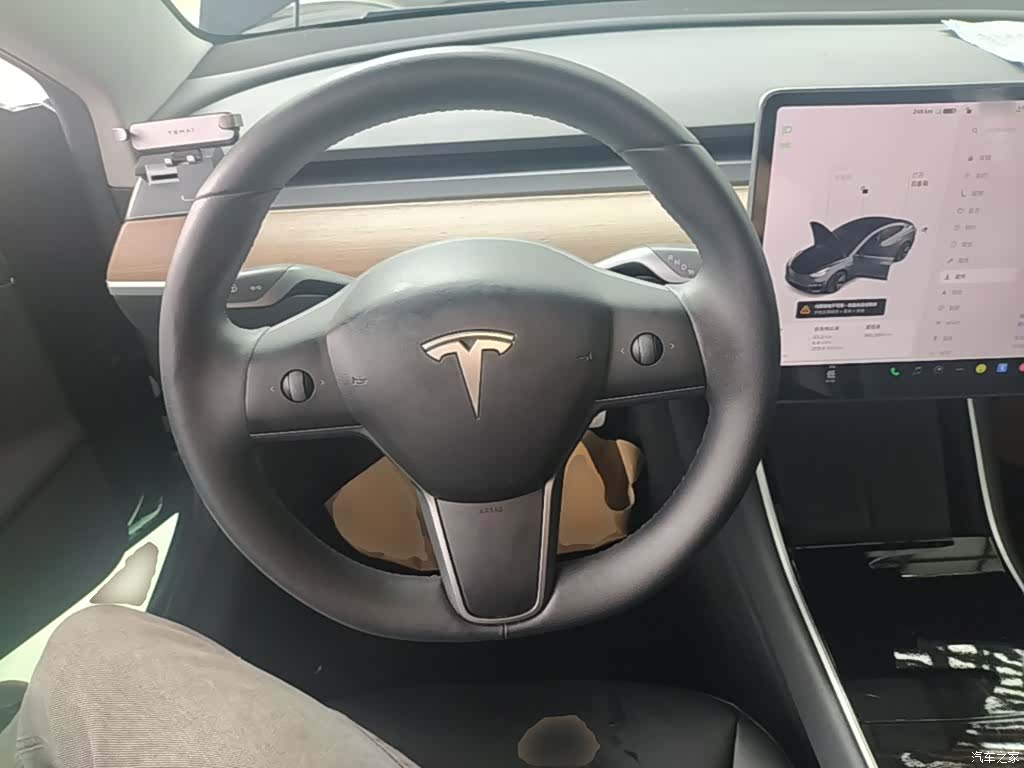 Tesla Model 3, 2020 11