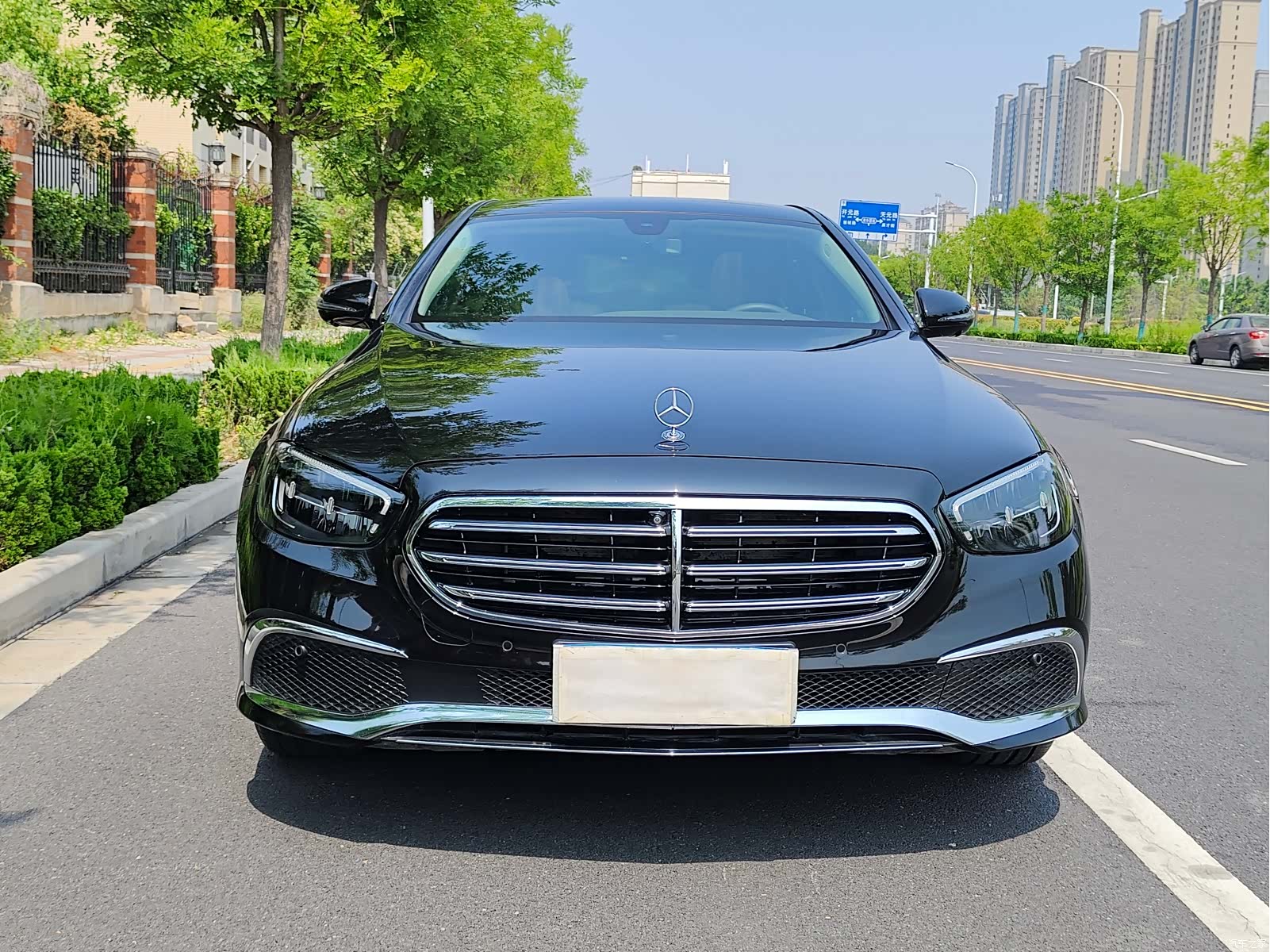 Mercedes-Benz E-Class, 2023 2
