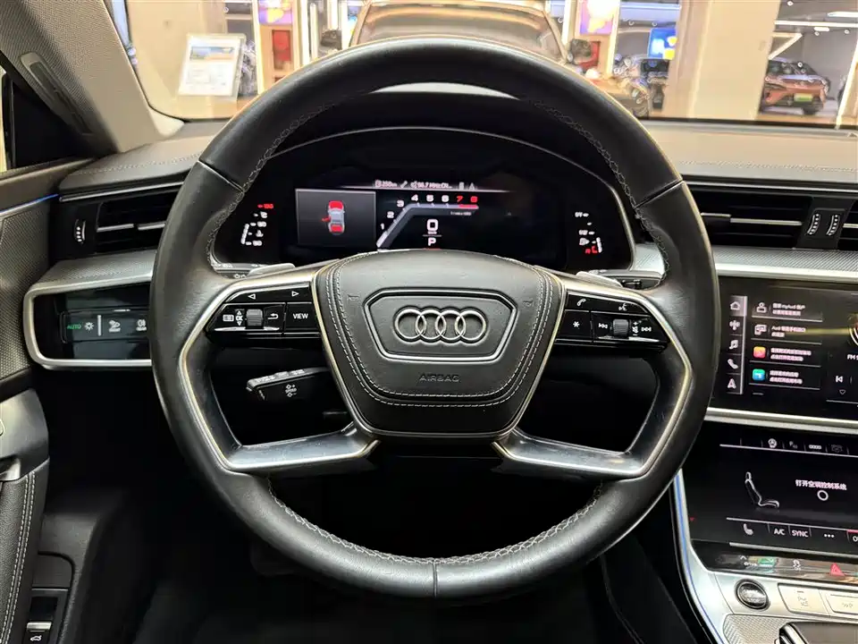 Audi A7L