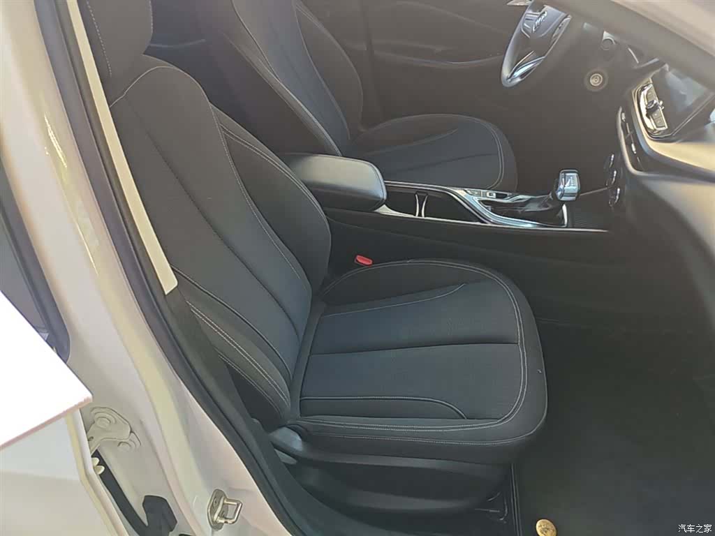 Buick Verano, 2023 25