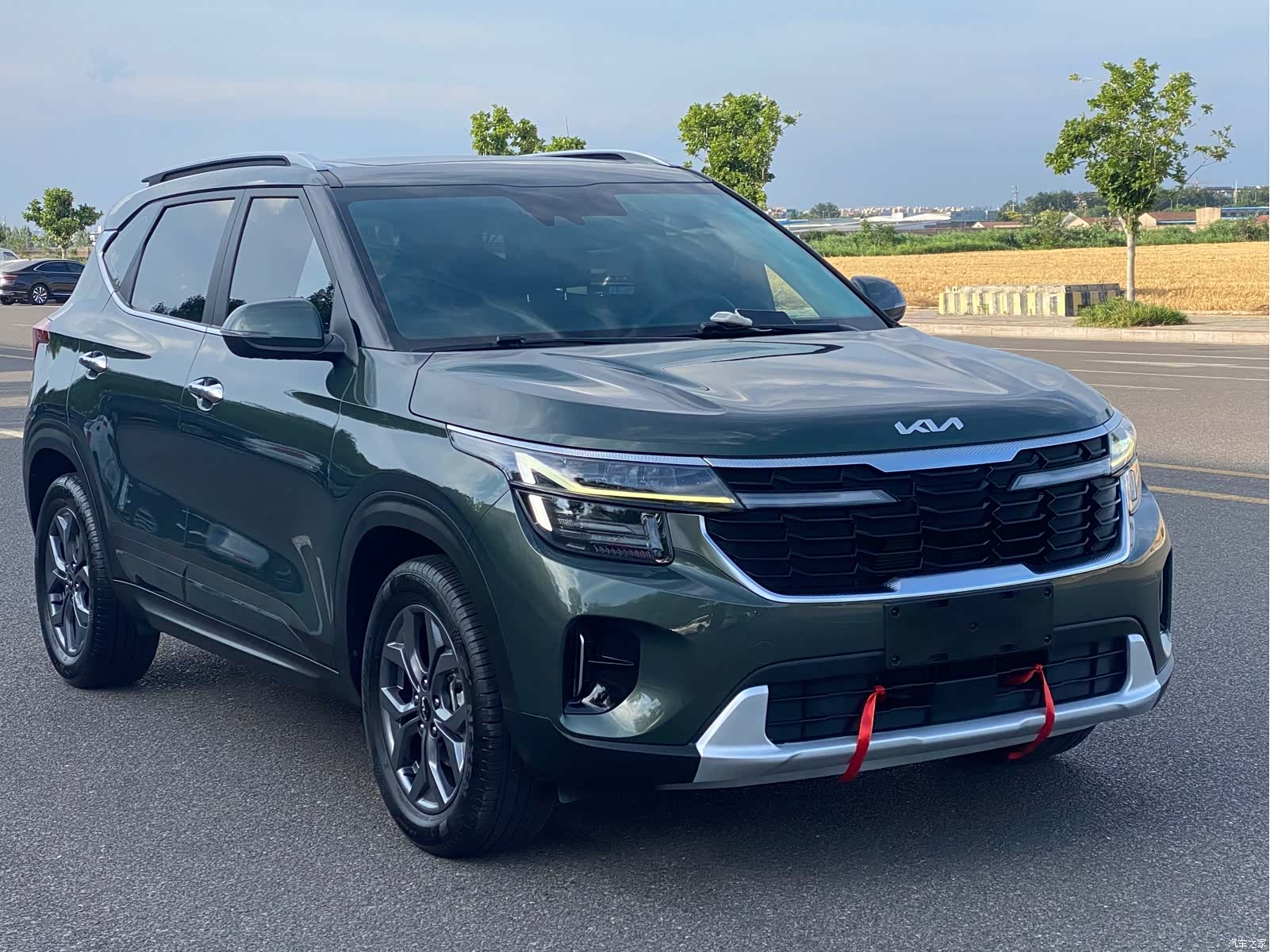 Kia Seltos, 2023 3