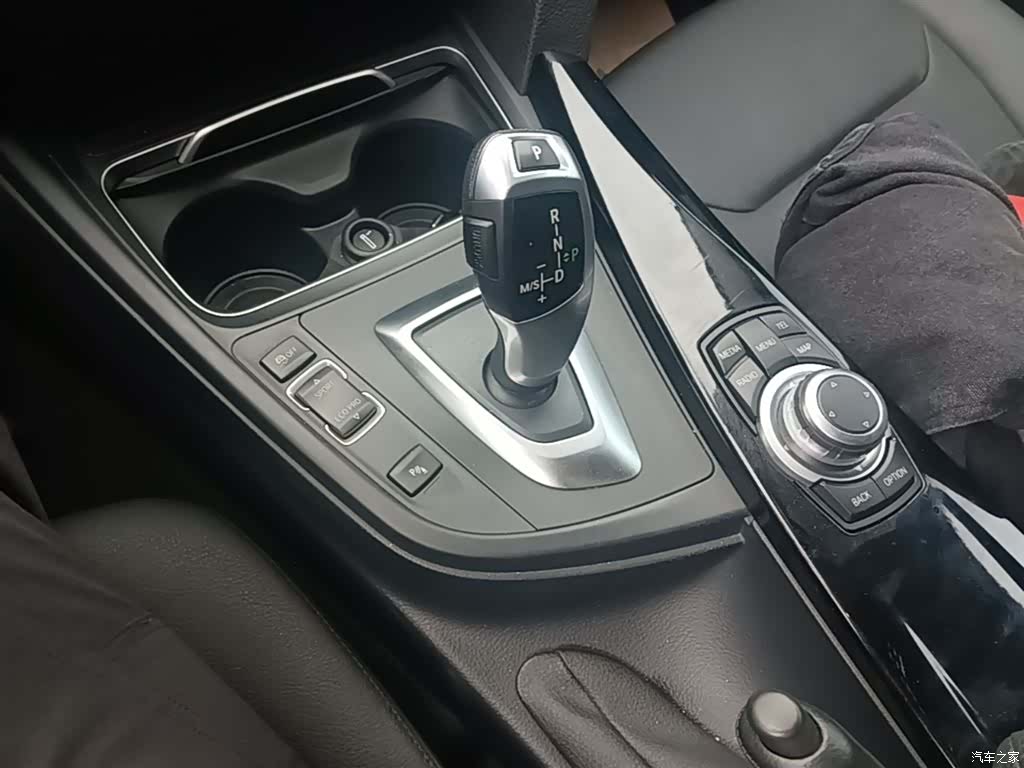 BMW 3 Series, 2016 14