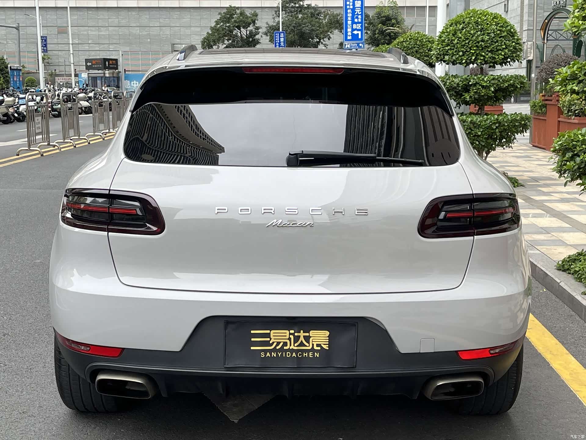 Porsche Macan, 2018 все фото