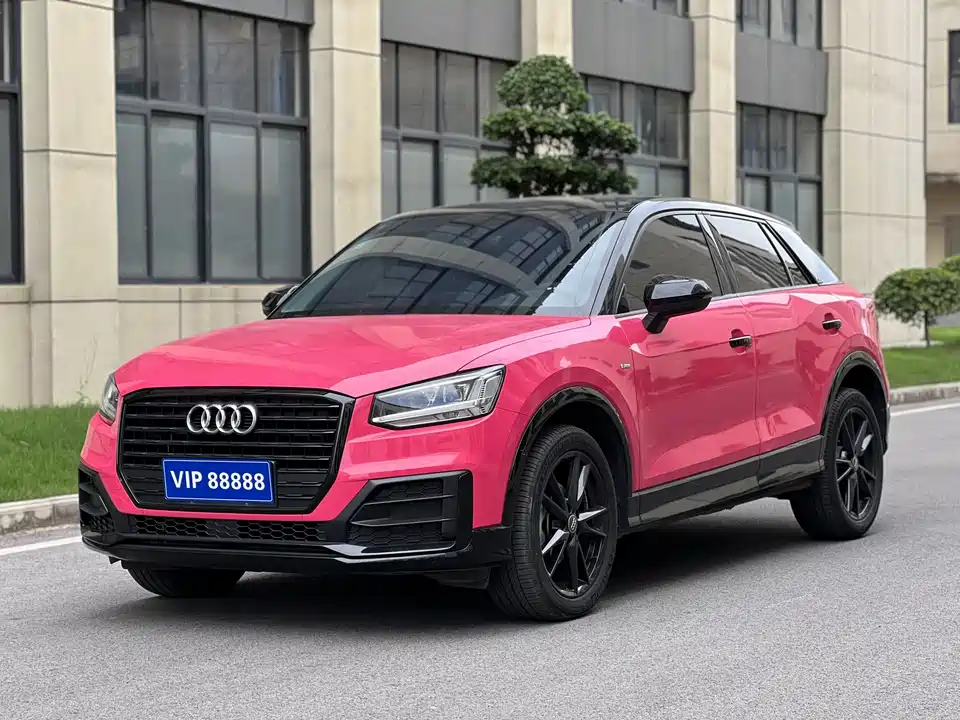 Audi Q2L