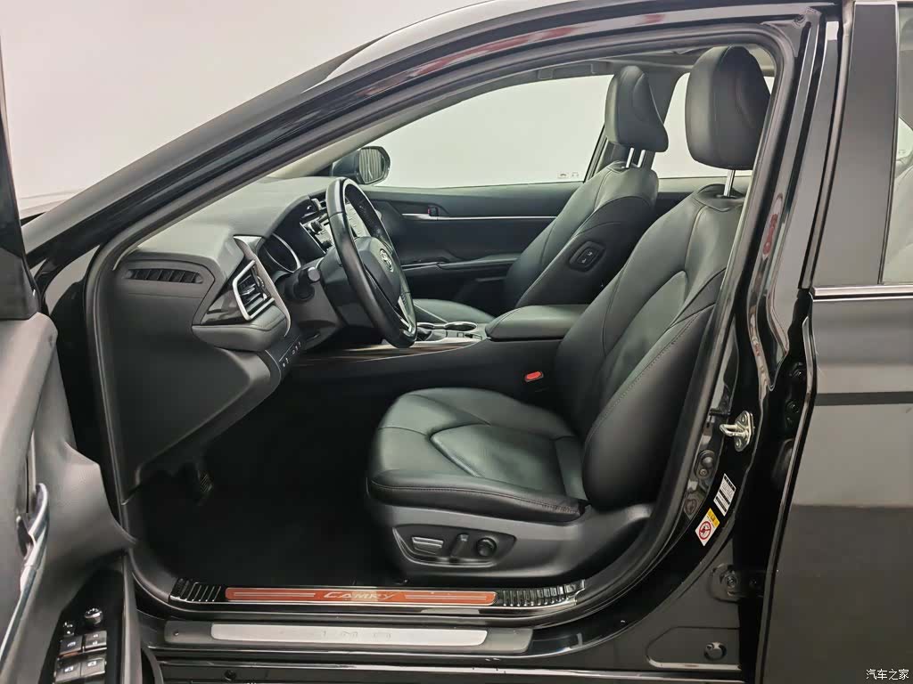Toyota Camry, 2018 10
