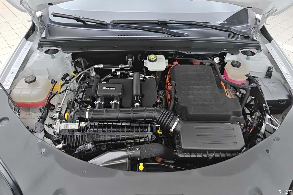 BYD Qin, 2025 10