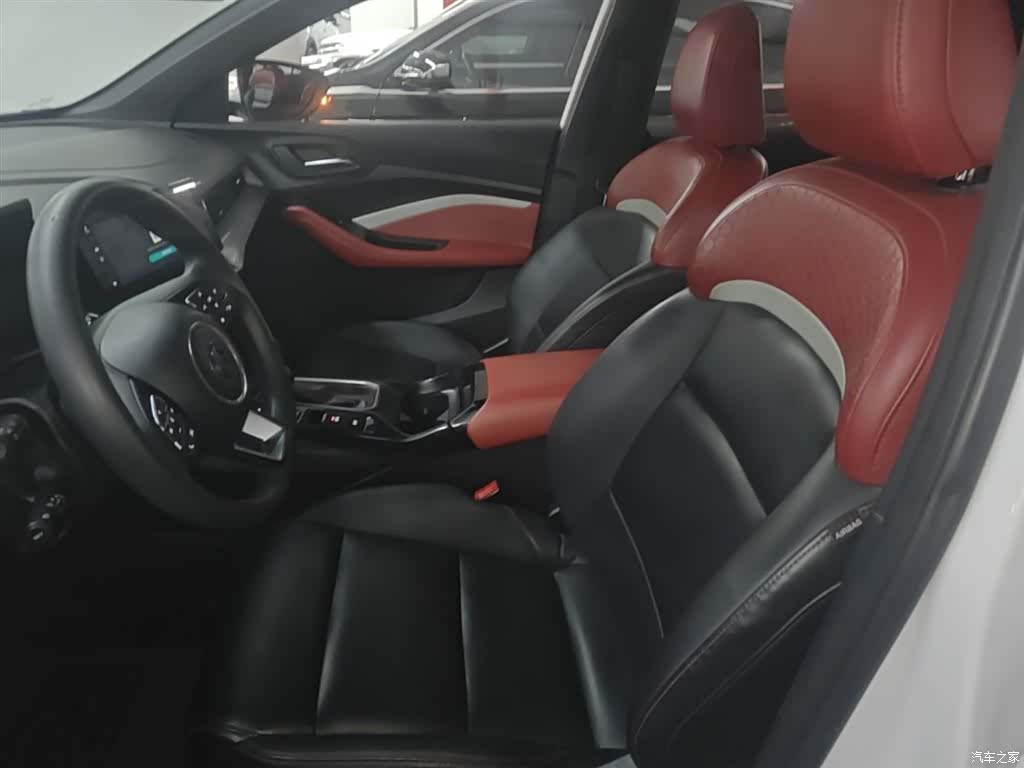 MG MG5, 2023 15