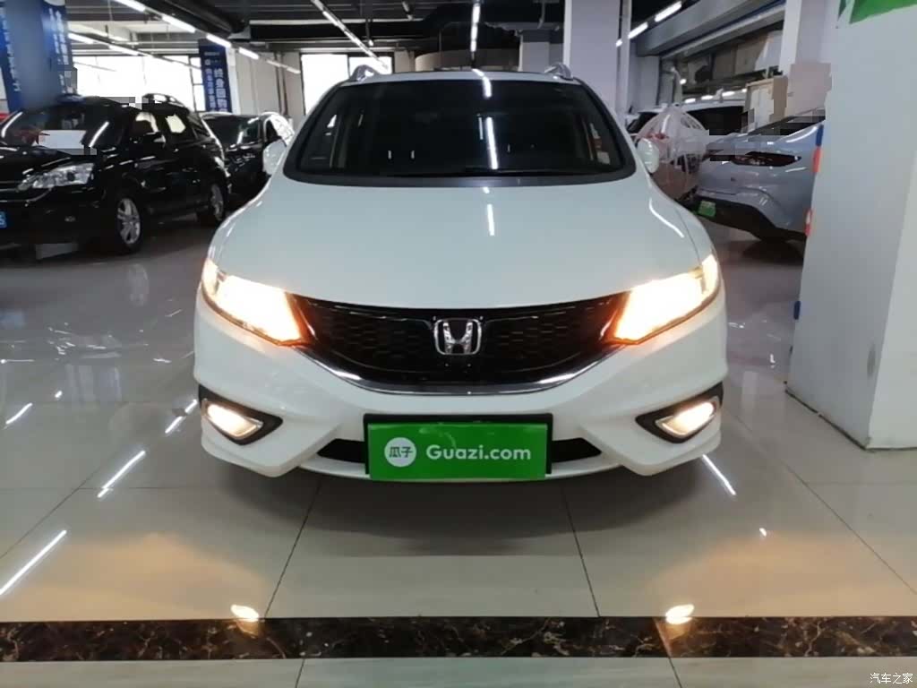 Honda Jade, 2015 3