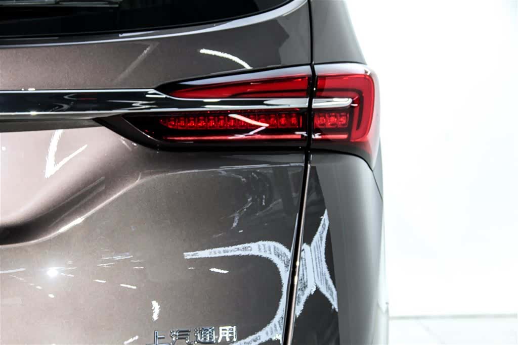 Buick GL8, 2024 10