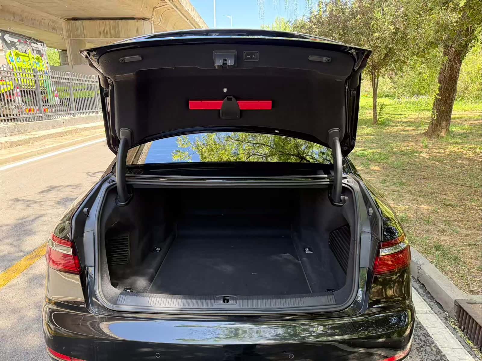 Audi A8L, 2018 23