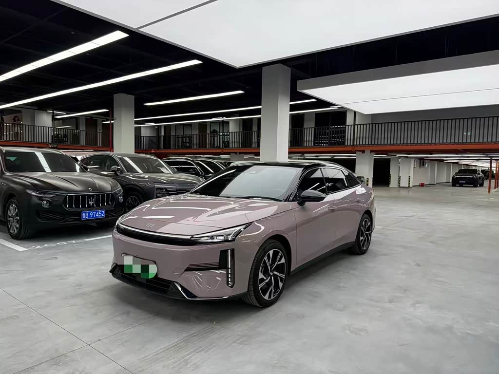 Geely Galaxy L6