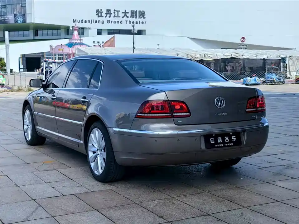 Volkswagen Phaeton