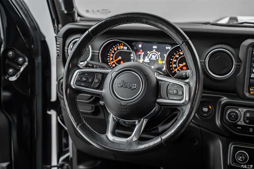 Jeep Gladiator, 2022 25