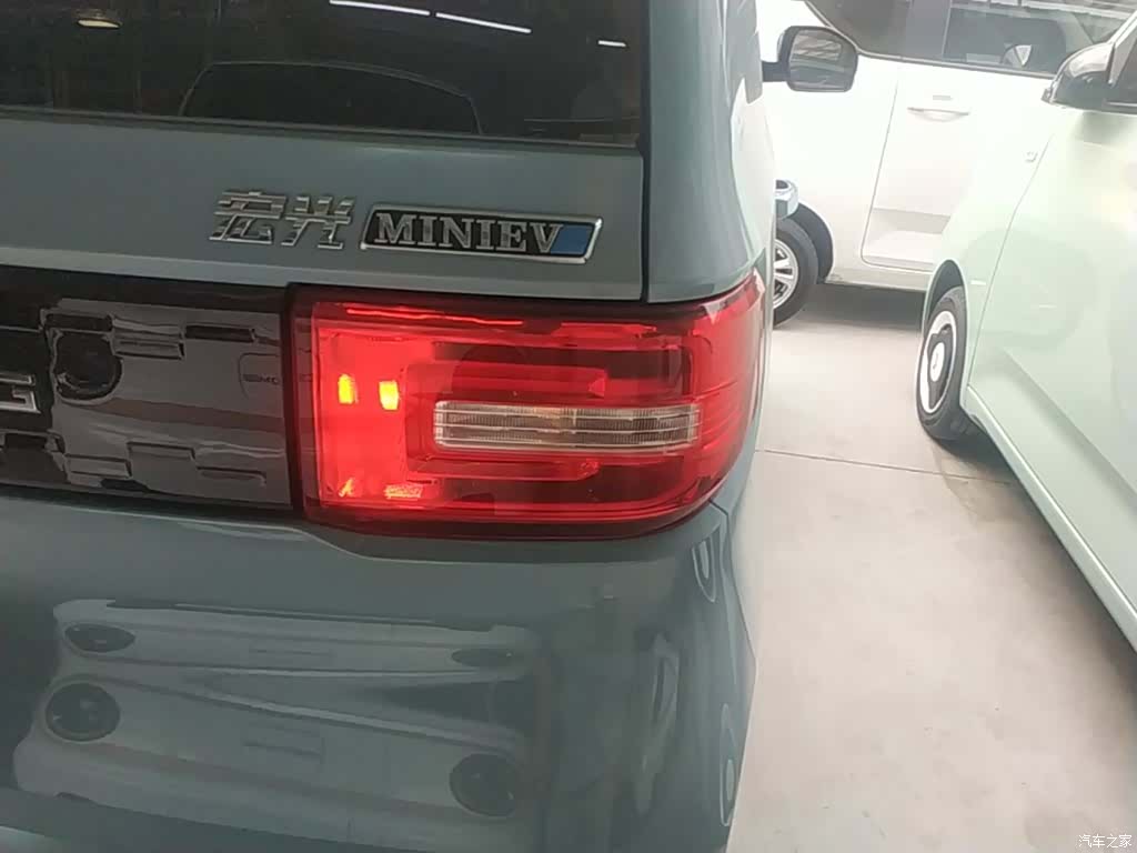 Wuling MINIEV, 2022 8